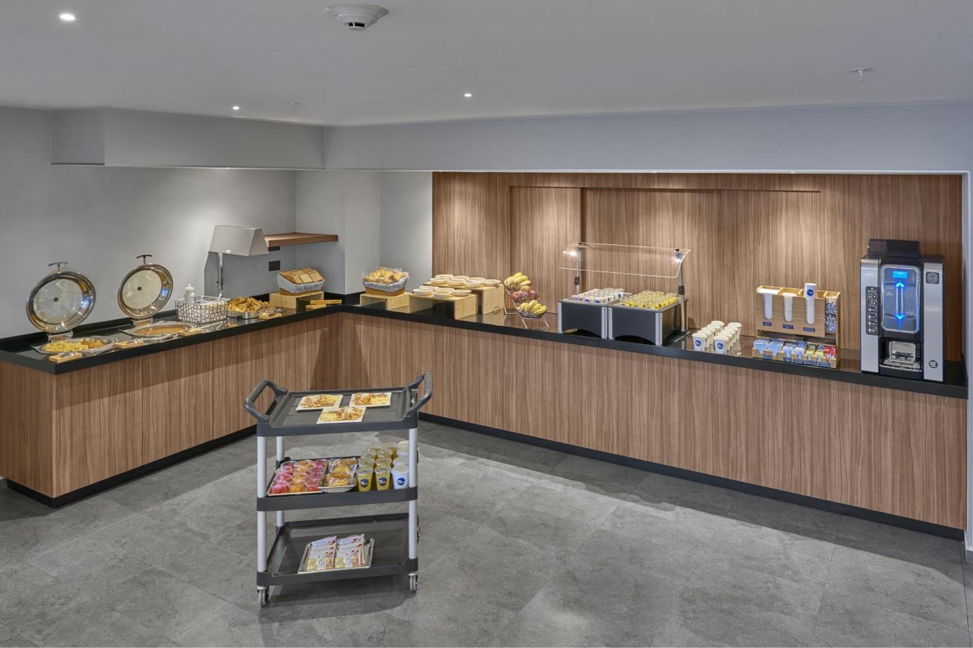 科米坦城市快捷酒店 科米坦德多明格斯 外观 照片